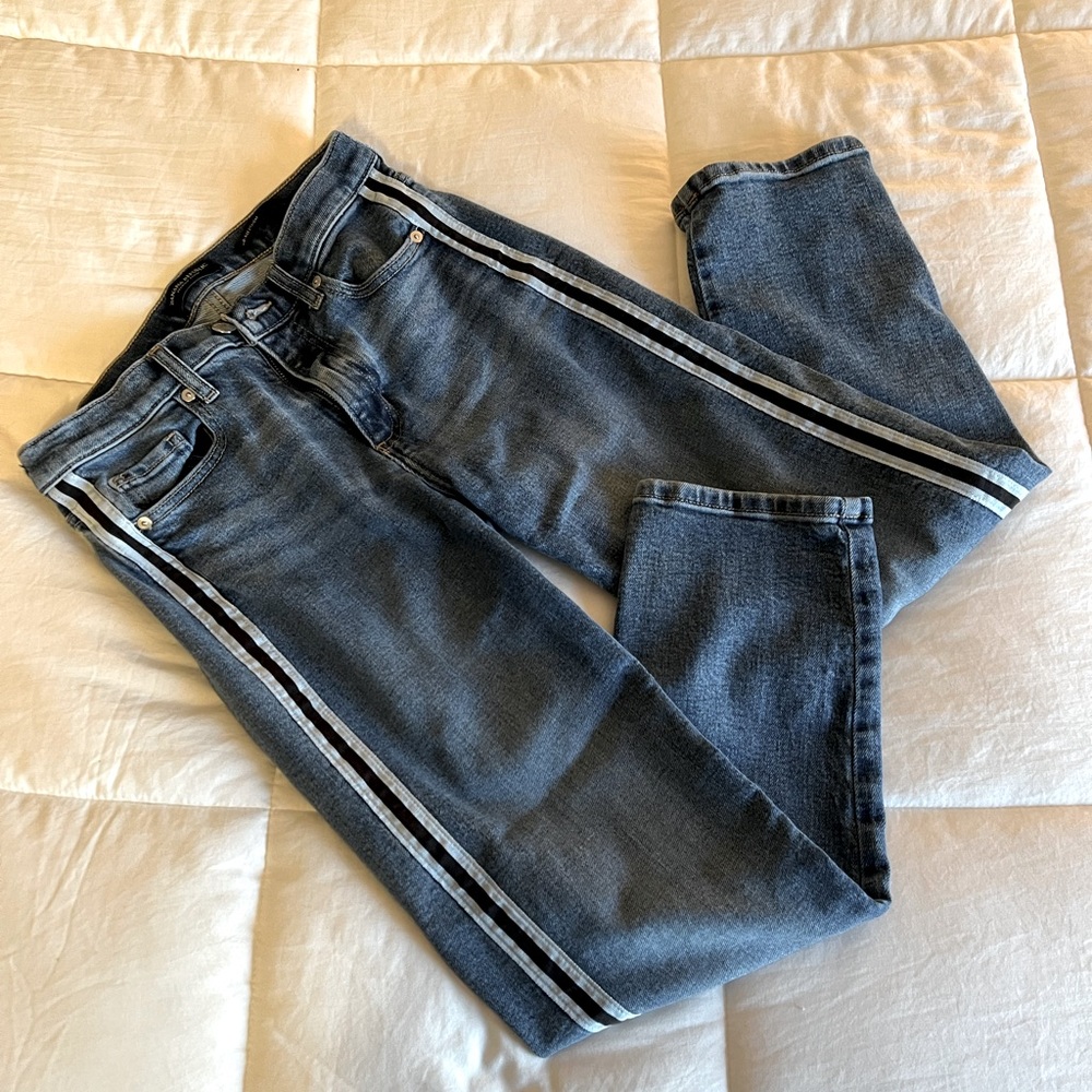 Cropped Jeans with Strip on Side, Mid rise